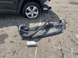 Vehicle Parts Image #1